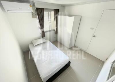 Hot Deal For Rent 2 Bed 1 Bath Condo Waterford Park Rama 4 close to BTS Phra Khanong