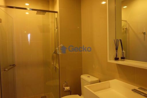 2 Bedrooms Condo in Baan Plai Haad Pattaya Wongamat C003450