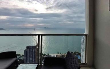 Riviera Wongamat Beach - Penthouse 3 Bed 3 Bath (43rd Floor)