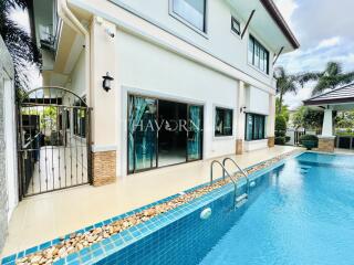 บ้าน ขาย 4 ห้องนอน 250 ตร.ม. ที่ดิน 504 m² ใน  Baan Dusit, Pattaya