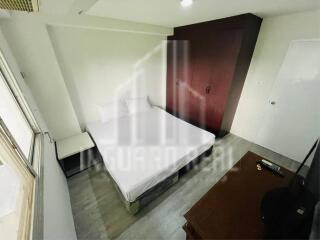 Hot Deal For Rent 2 Bed 1 Bath Condo Waterford Park Rama 4 close to BTS Phra Khanong