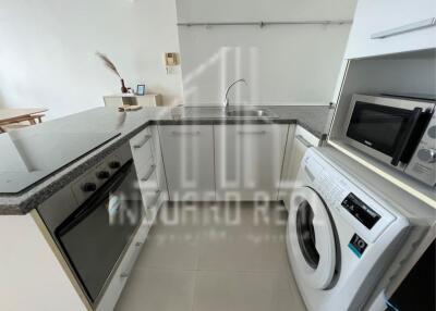 For Rent 2 Bed Pet Friendly Condo Fullerton Sukhumvit close to BTS Ekamai / Thonglor