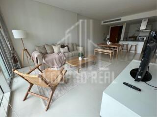 For Rent 2 Bed Pet Friendly Condo Fullerton Sukhumvit close to BTS Ekamai / Thonglor