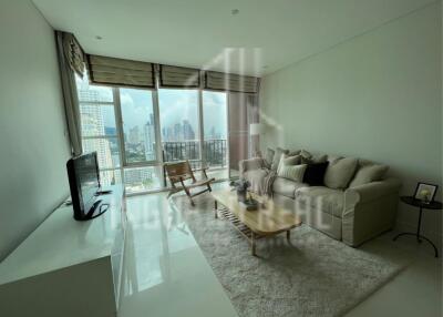 For Rent 2 Bed Pet Friendly Condo Fullerton Sukhumvit close to BTS Ekamai / Thonglor