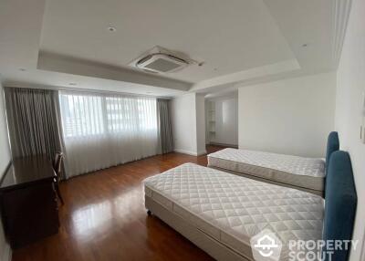 4-BR Apt. near MRT Sukhumvit