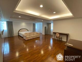 4-BR Apt. near MRT Sukhumvit