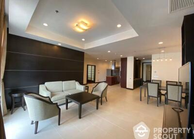 2-BR Apt. near MRT Sukhumvit