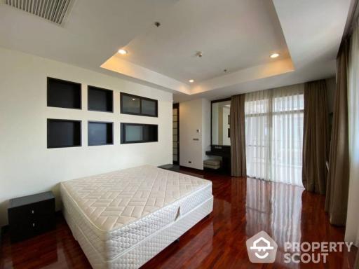 2-BR Apt. near MRT Sukhumvit