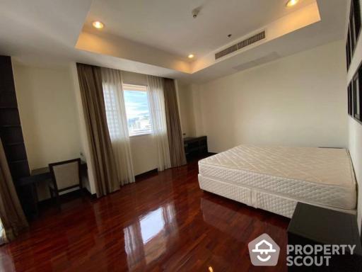 2-BR Apt. near MRT Sukhumvit