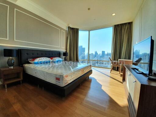 3-Bedrooms condo - Royce Residence - Sukhumvit soi 31