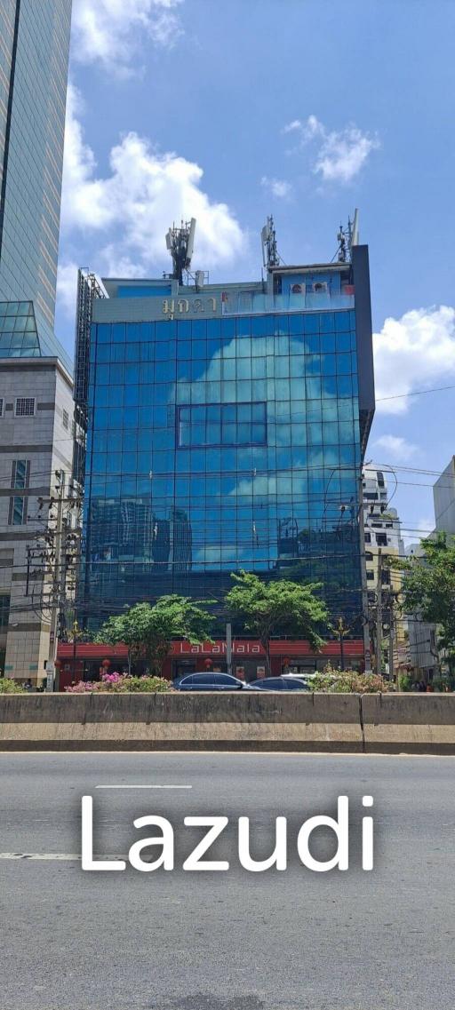 Prime Retail Space on Sathorn