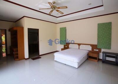 4 Bedrooms House in Lanna Villa East Pattaya H002795