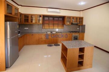 4 Bedrooms House in Lanna Villa East Pattaya H002795