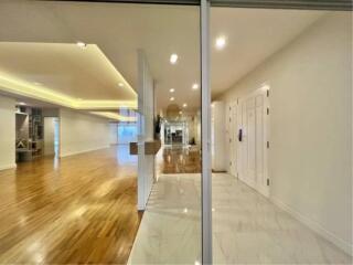 4 Bedrooms 3 Bathrooms Size 300sqm. La Cascade for Rent 130,000 THB