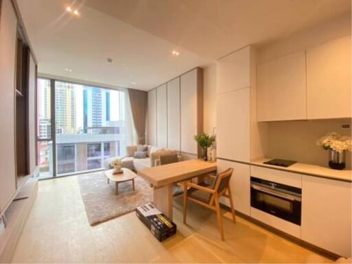 1 Bedroom 1 Bathroom Size 53sqm The Strand Thonglo for Rent 75,000 THB for Sale 21,720,000 THB