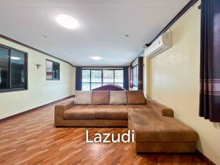 3 Bedroom 2 Bathroom Pool Villa On Soi 6