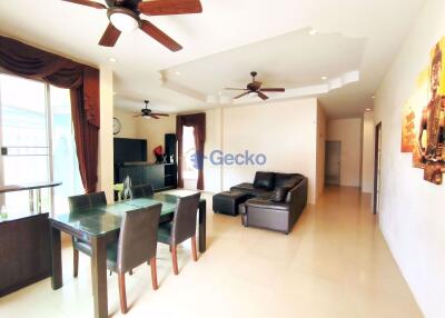 3 Bedrooms House in Chokchai Garden Homes 2 East Pattaya H011049