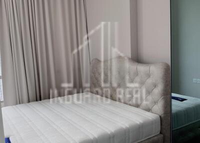 For Rent 1 Bed Condo The Room Sukhumvit 69 very close to BTS Phra Khanong