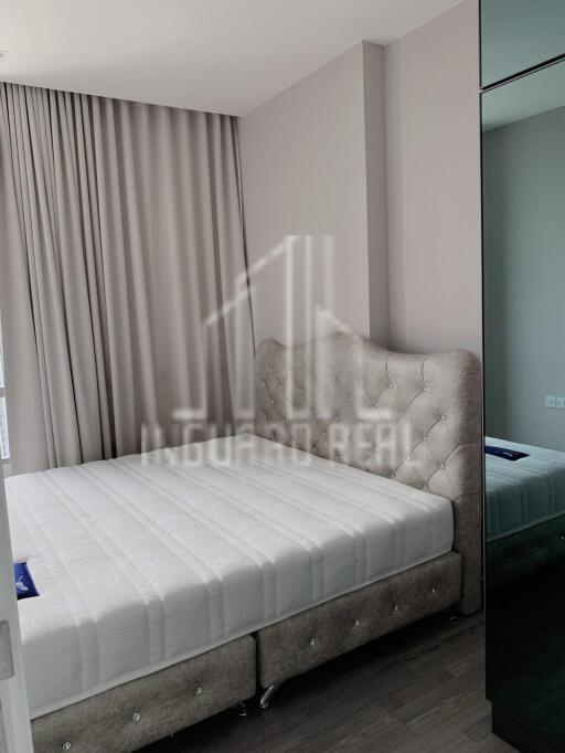 For Rent 1 Bed Condo The Room Sukhumvit 69 very close to BTS Phra Khanong