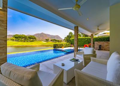 Black Mountain Golf Course : 3 Bedroom Luxury Pool Villa With Stunning Views