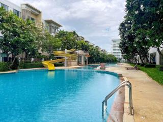 Baan Saechuan: 4 Bed Beachfront Condo