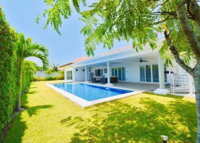 Mali Residence : 3 Bedroom Pool Villa With Amazing Sunset View