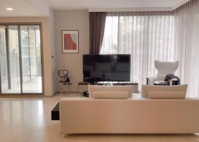 3 bed Condo in FYNN Sukhumvit 31 Khlong Toei Nuea Sub District C020348