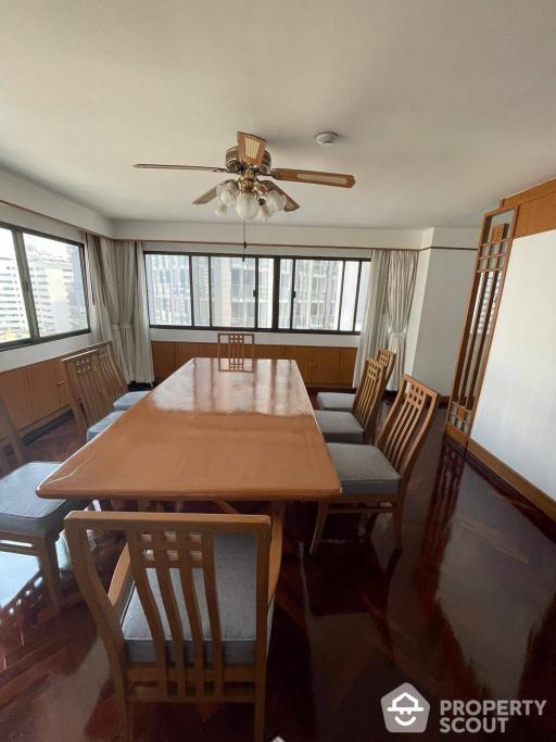 3-BR Condo at Four Wings Mansion near BTS Nana