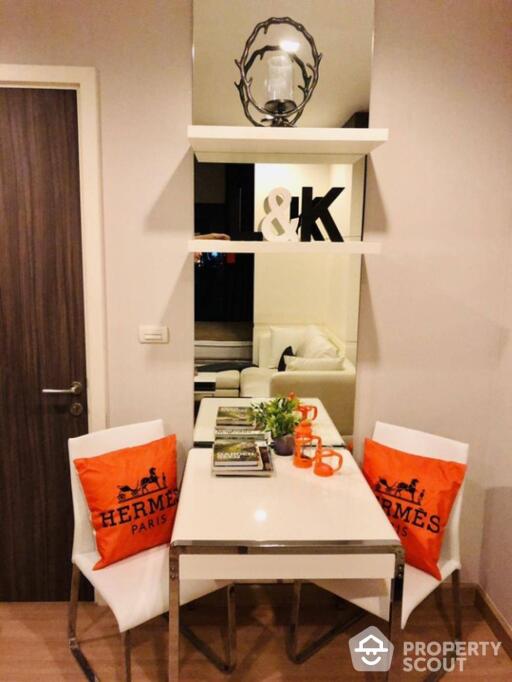 Studio Condo at Urbano Absolute near BTS Krung Thon Buri