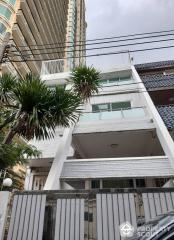 5-BR Townhouse near MRT Phetchaburi (ID 514283)