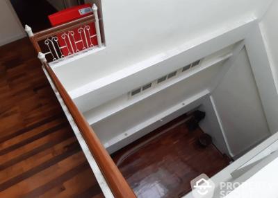 5-BR Townhouse near MRT Phetchaburi (ID 514283)