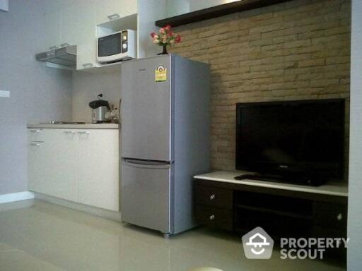 1-BR Condo at The Clover Thonglor Residence near BTS Thong Lor (ID 382064)