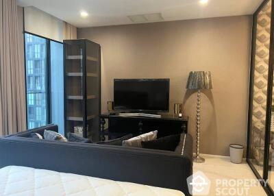 1-BR Condo at Noble Ploenchit near BTS Phloen Chit