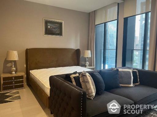 1-BR Condo at Noble Ploenchit near BTS Phloen Chit