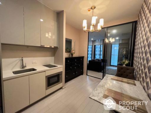 1-BR Condo at Noble Ploenchit near BTS Phloen Chit