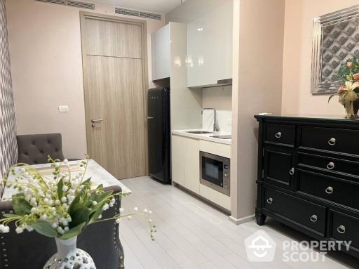 1-BR Condo at Noble Ploenchit near BTS Phloen Chit