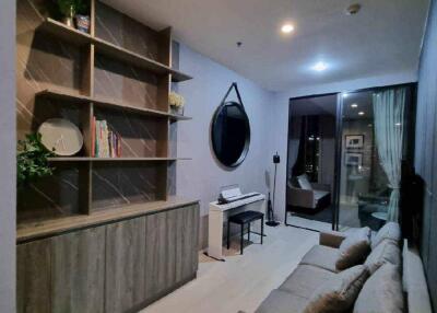 1-BR Condo at Noble Ploenchit near BTS Phloen Chit