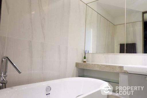 1-BR Condo at Kraam Sukhumvit 26 near BTS Phrom Phong