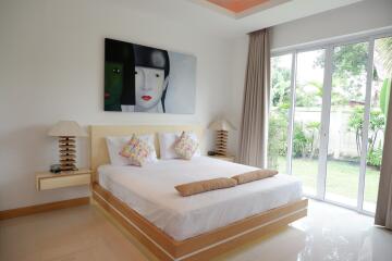 Luxury White House for Sale in East Pattaya