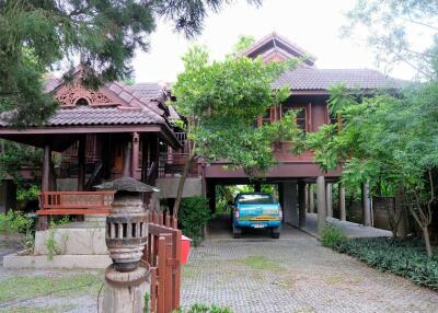 Traditional Lanna Style 3 Bedroom Home in Mae Rim