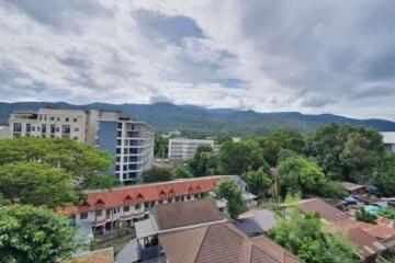 New 6th floor Mountain View 2 Bedroom at Stylish Condo