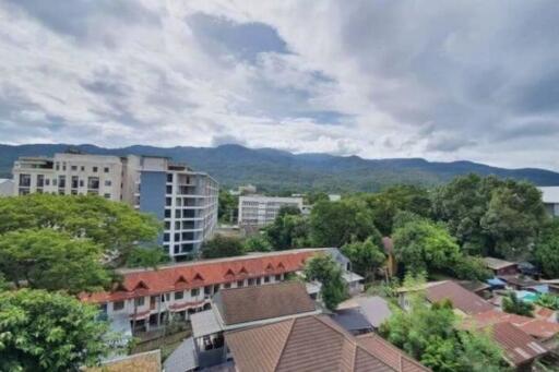 New 6th floor Mountain View 2 Bedroom at Stylish Condo