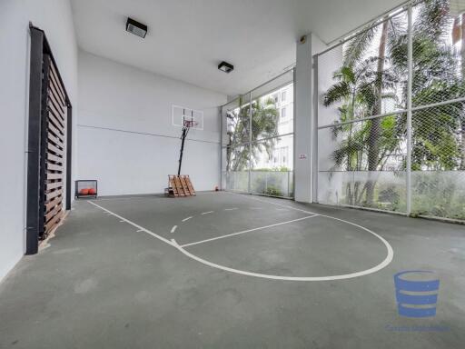 3 bedroom family unit in Phrom Pong