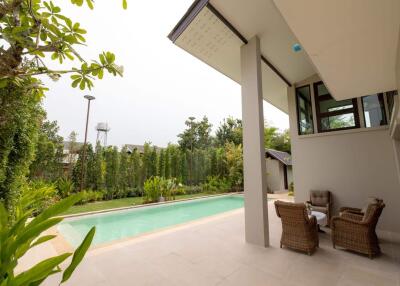 4 Bedroom Pool Villa in Saraphi