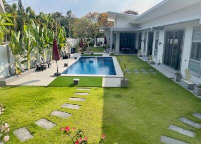 4 Bedroom Pool Villa in Chiang Mai Flora Ville, Doi Saket