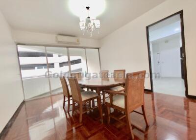 3-Bedrooms, family-friendly apartment - Phrom Phong BTS