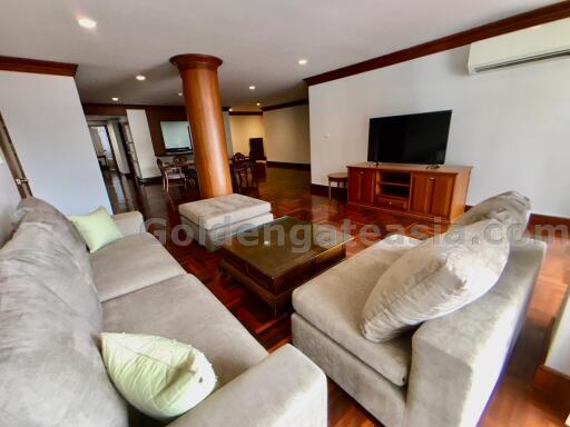 Spacious 3-Bedrooms Apartment - Phrom Phong BTS