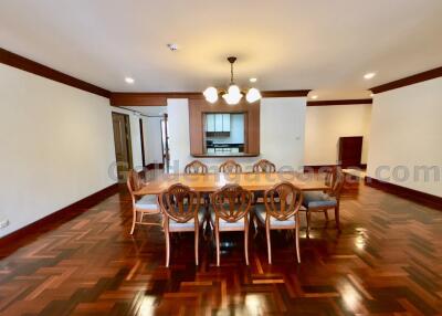 Spacious 3-Bedrooms Apartment - Phrom Phong BTS