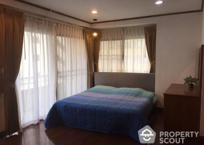 1-BR Condo at Saranjai Mansion Condominium near BTS Nana