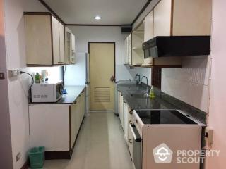 1-BR Condo at Saranjai Mansion Condominium near BTS Nana